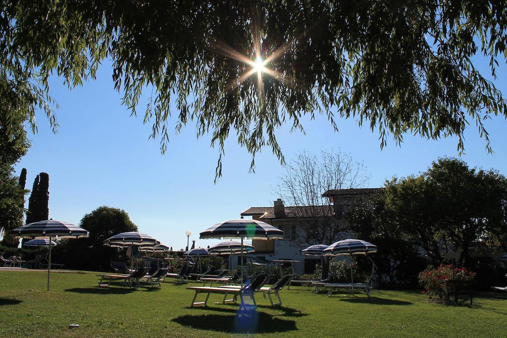 La Fattoria Apartments Lazise Exterior photo